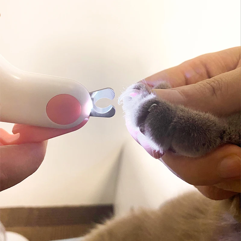 LED Pet Nail Clipper: Must-Have Tool for Safe Grooming - Image 3