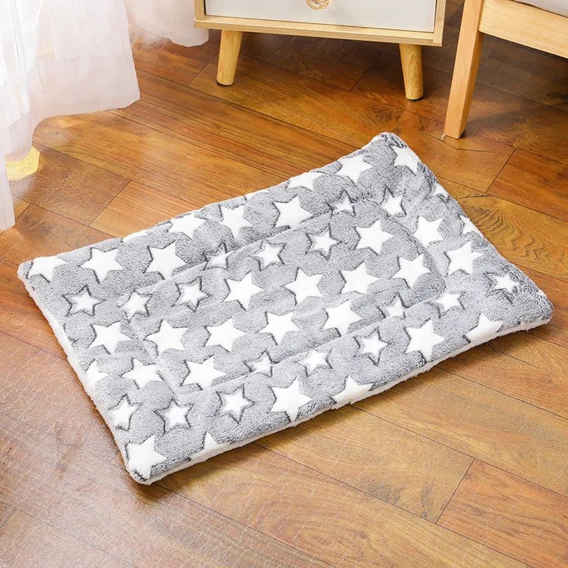 Pet Dog Bed: Must-Have Cozy Spot for All Seasons - Image 9